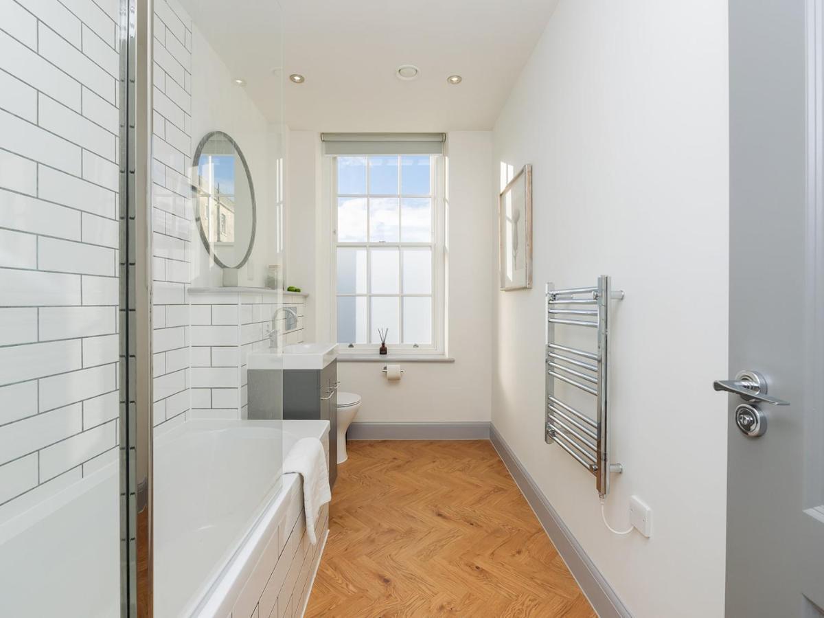 Pass The Keys Stunning 2 Bed Retreat In The Heart Of Bath Apartment ภายนอก รูปภาพ
